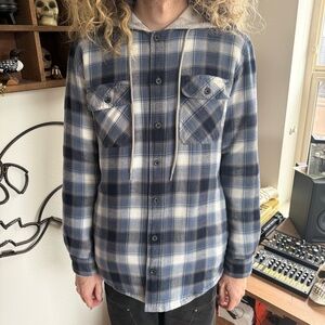 Vintage 2000s Wrangler Quilt Lined Plaid Flannel Hooded Shacket ~ Size Medium